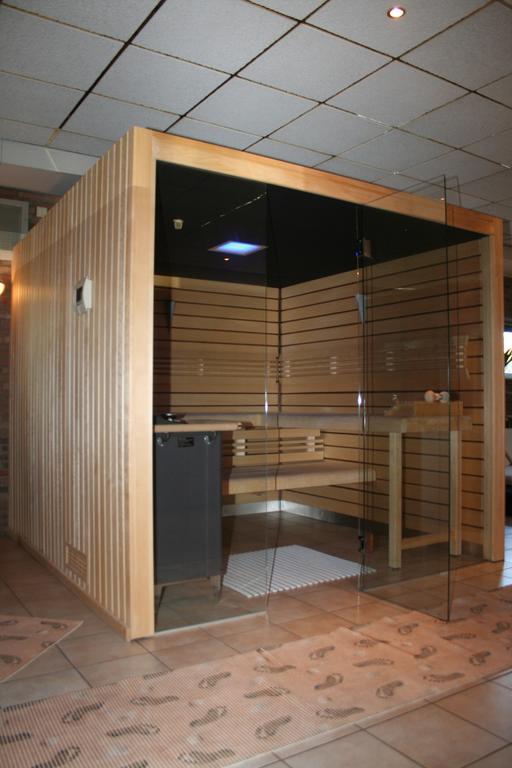 לאנקן Hotel Admiraal מראה חיצוני תמונה