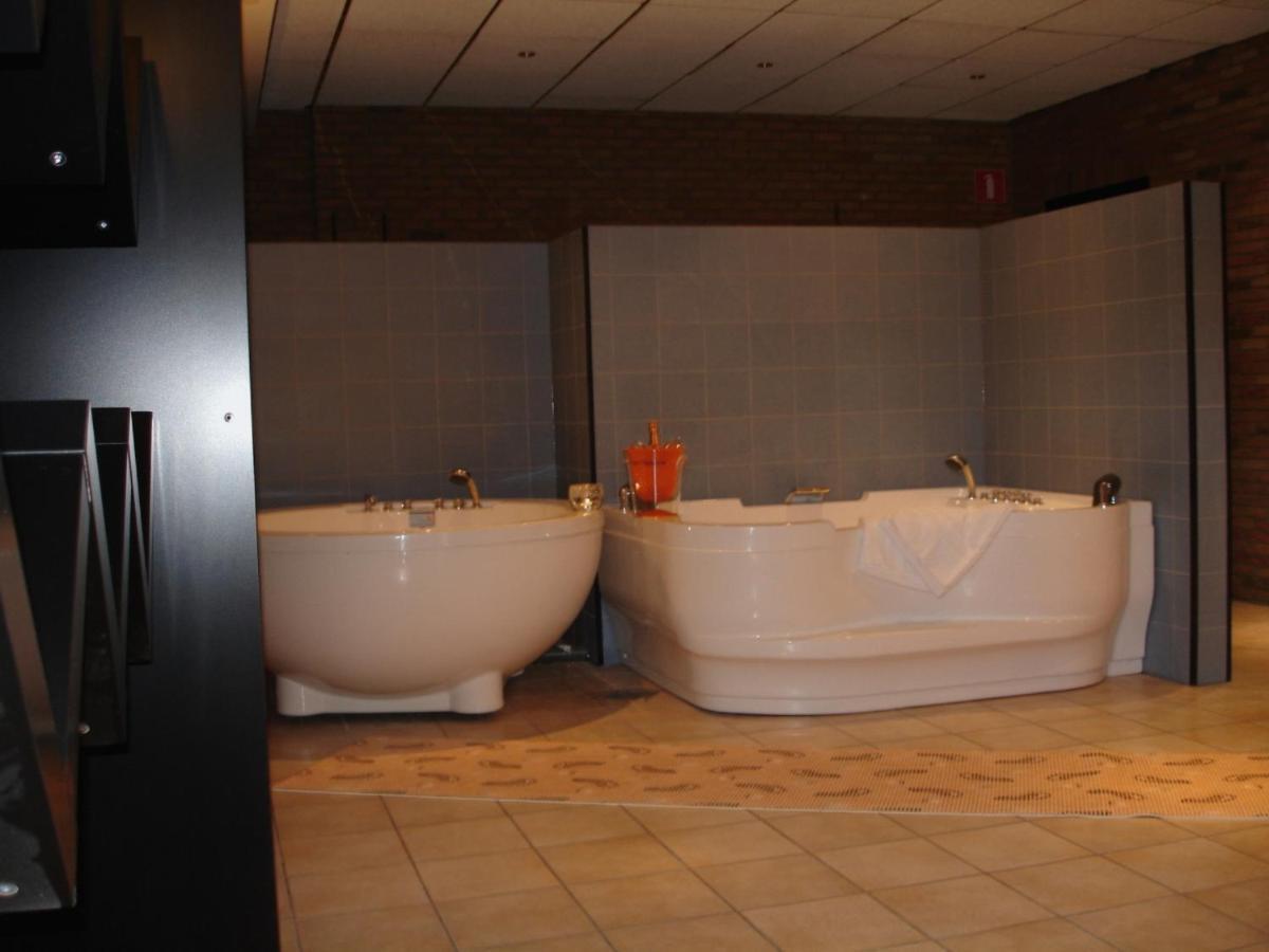לאנקן Hotel Admiraal מראה חיצוני תמונה