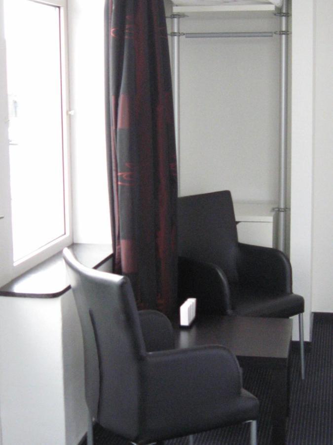 לאנקן Hotel Admiraal חדר תמונה